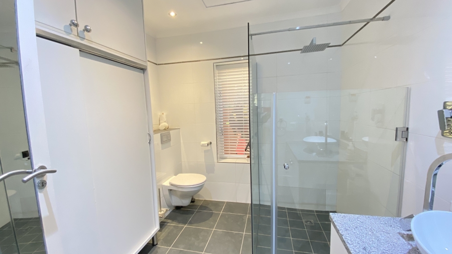 2 Bedroom Property for Sale in Simons Town Western Cape